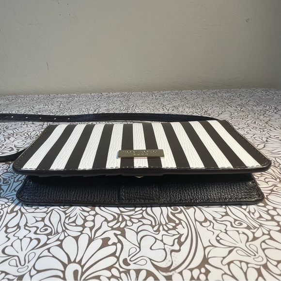 Henri Bendel Bowery Centennial Stripe Crossbody Wallet Phone Case - Picture 7 of 13